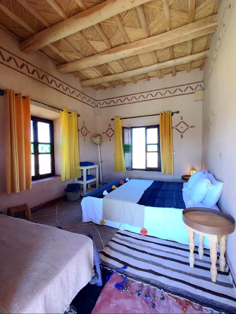 Maison D'Hotes Izza Kelaat-M'Gouna ภายนอก รูปภาพ